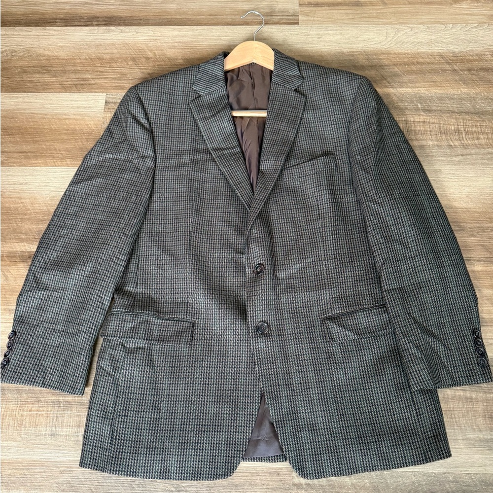 Ralph Lauren Black Sport Coat with Structured Shoulders